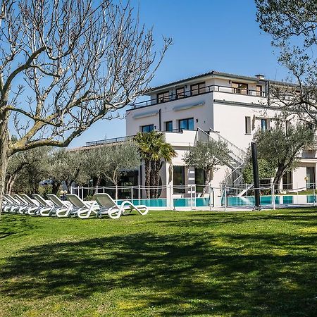 Appartamento Ideal Sirmione Dış mekan fotoğraf